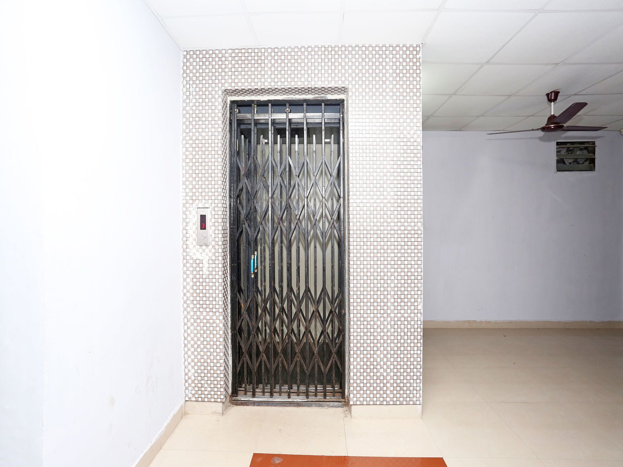 Oyo10391阳光皇家酒店 斋浦尔 外观 照片